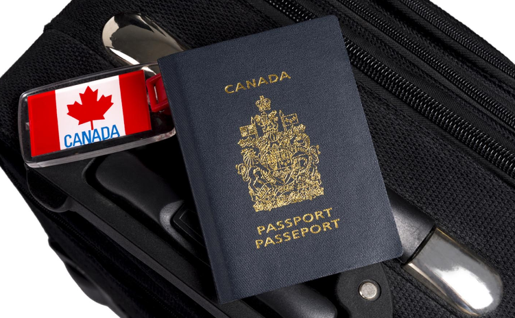 أسهل طريقة للحصول على الإقامة الدائمة في كندا في عام 2022